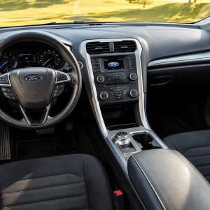 Ford Fusion image 3